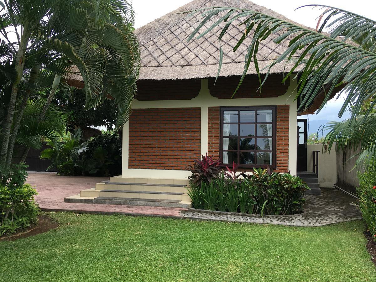 Villa Pelangi Bali Seririt  Luaran gambar