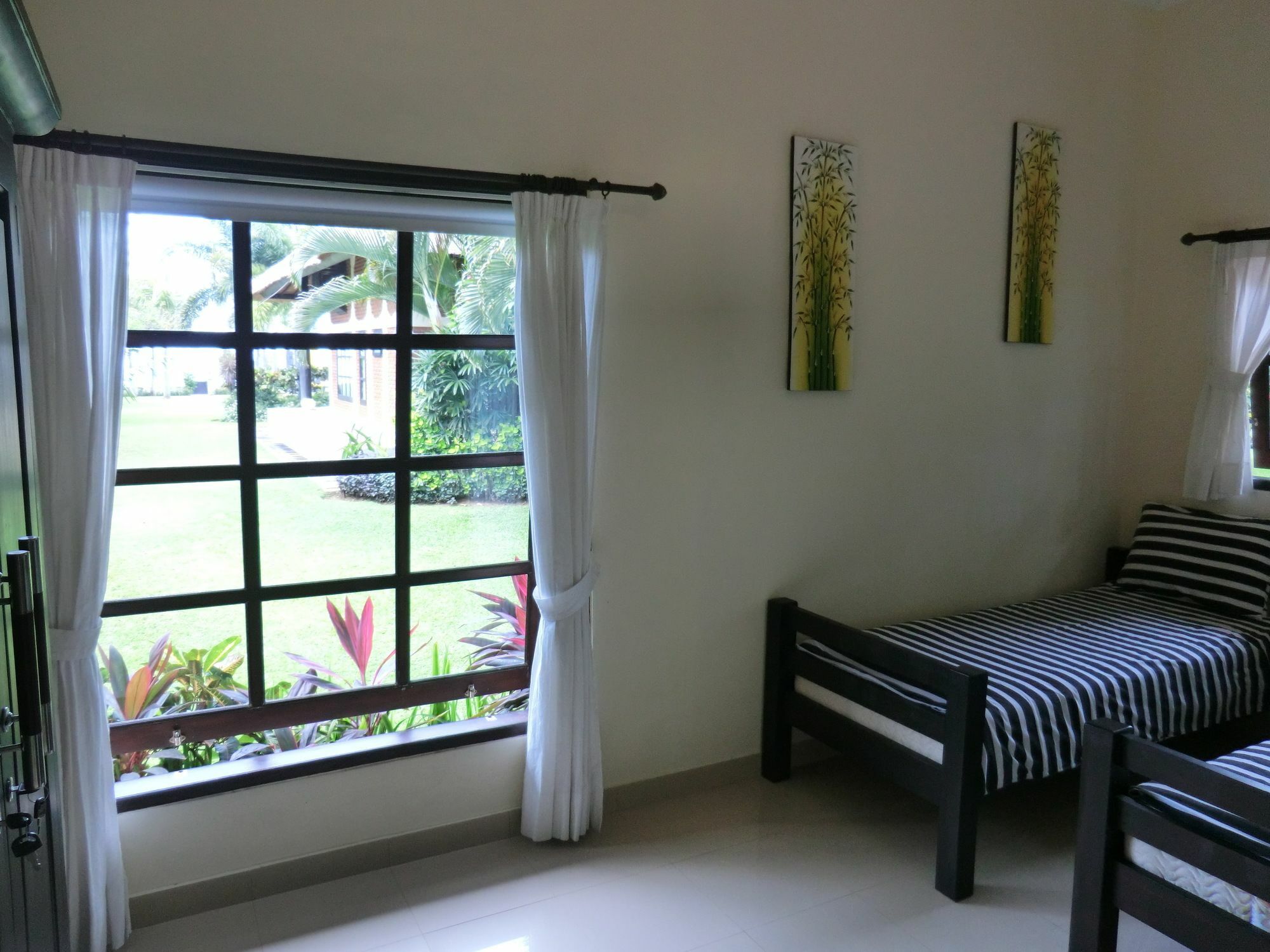 Villa Pelangi Bali Seririt  Luaran gambar